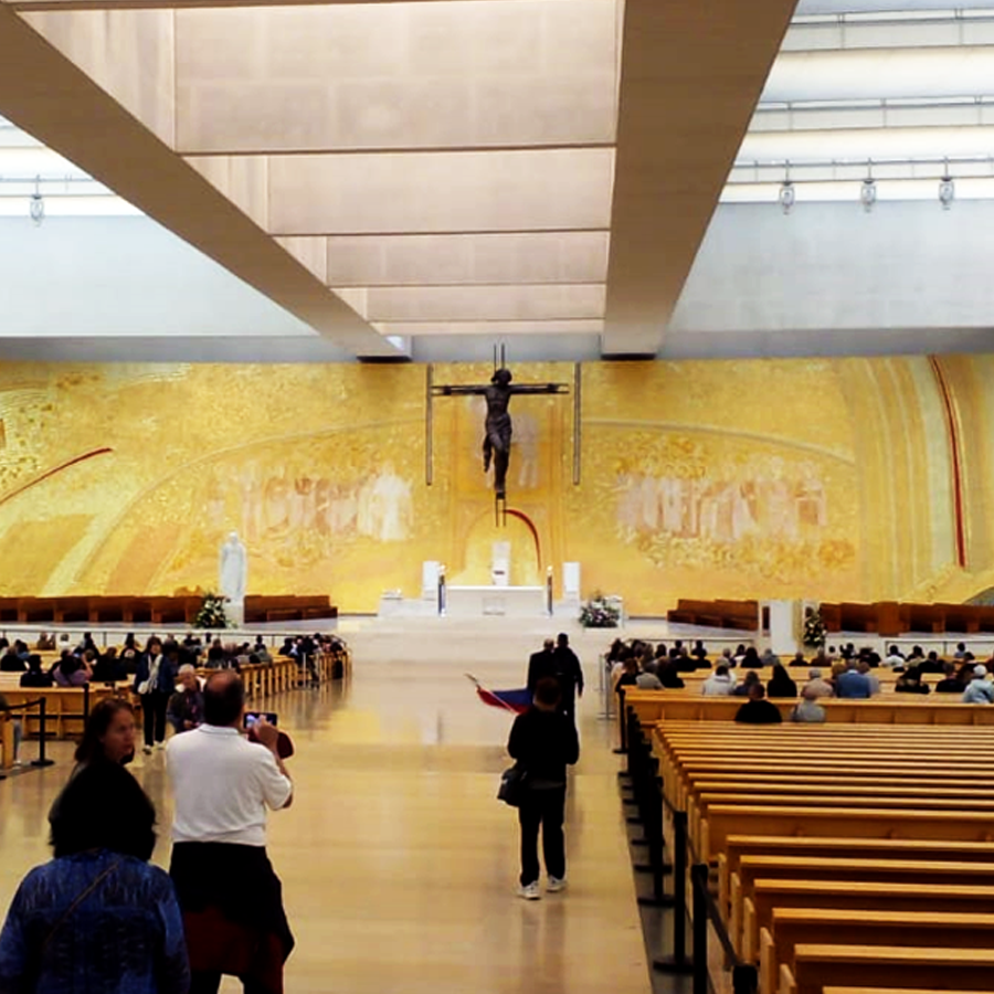 Padre Martín en Fátima Portugal